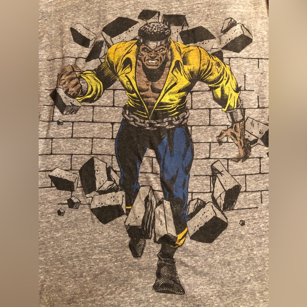 Luke Cage Hero For Hirer T-Shirt 3XL Marvel Comics MCU Comic books DC